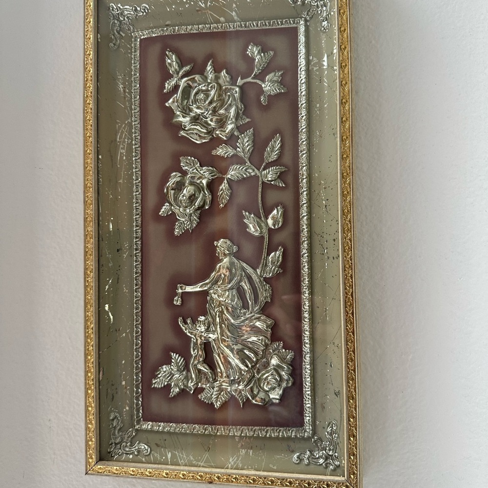 Vintage Metalcraft 3D Hollywood Regency 1950 Wall art woman, child, and roses.